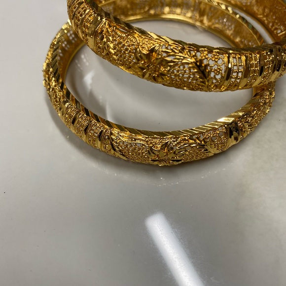 Bangles - Picture 2 of 5